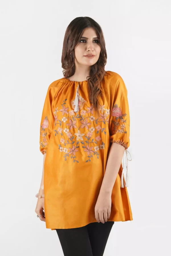 linen-embroidered-kurti