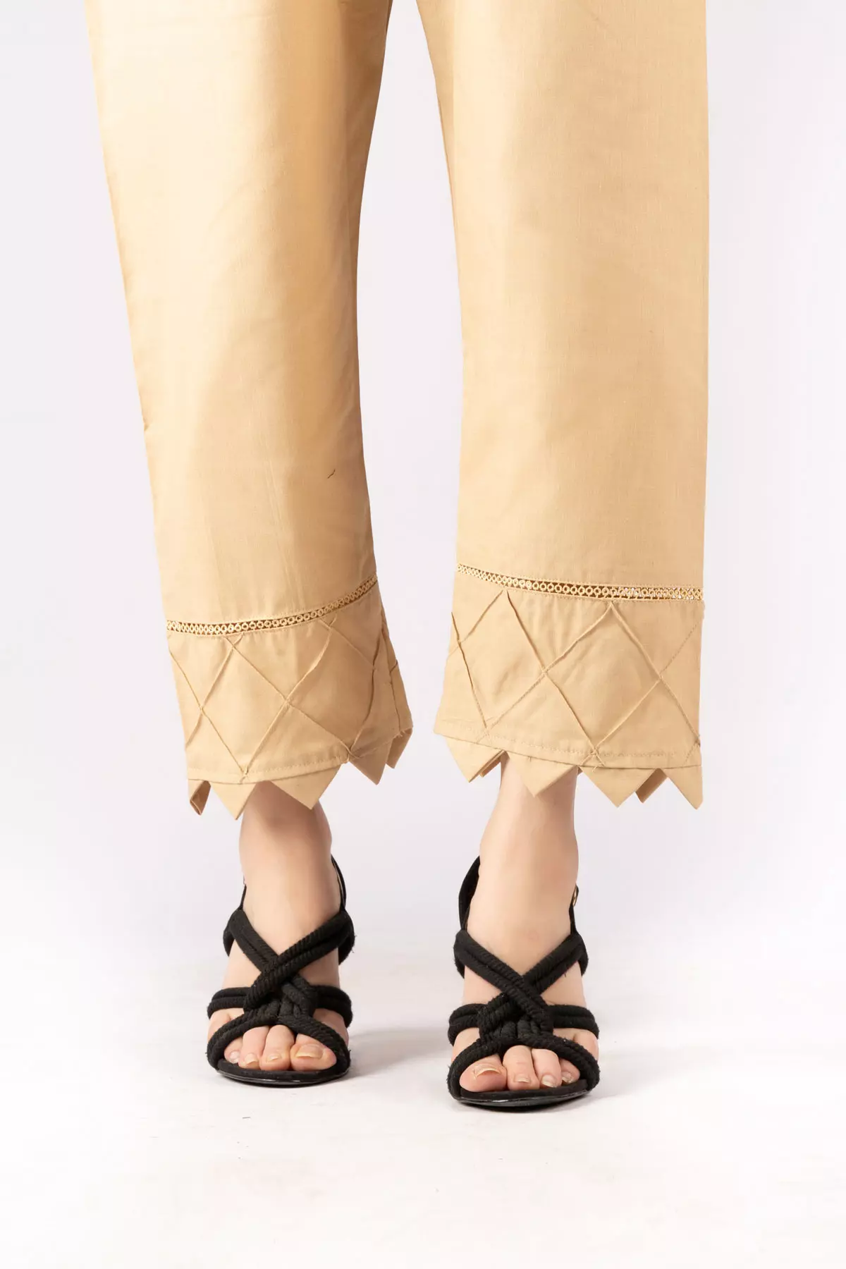 Capri bottom designs 2022 | stylish capri design | trouser design | cotton  ladi… | Latest blouse designs pattern, Women trousers design, Sleeves  designs for dresses